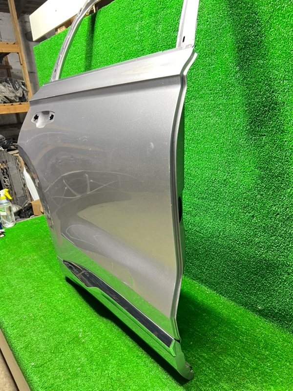 Дверь боковая задняя правая Geely Monjaro KX11
