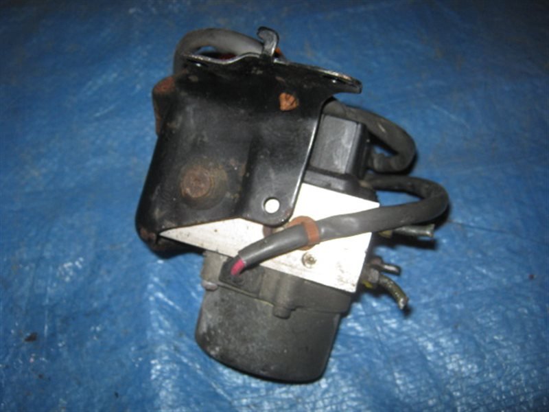 Блок abs Honda Cr-V RD1 B20B Блок abs Honda Cr-V RD1 B20B