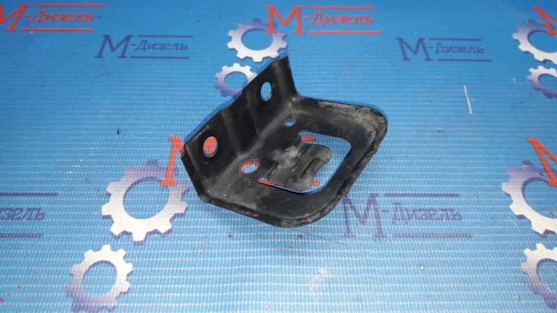 Кронштейн заднего бампера задний HONDA FIT GD1 71505SAA000 контрактная