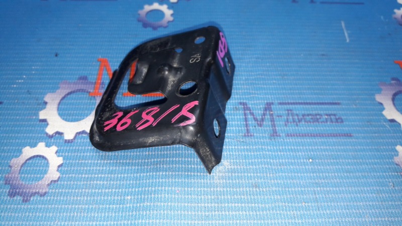 Кронштейн заднего бампера задний FIT GD1