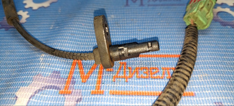 Датчик abs передний правый CR-V 2009 RE3 K24A