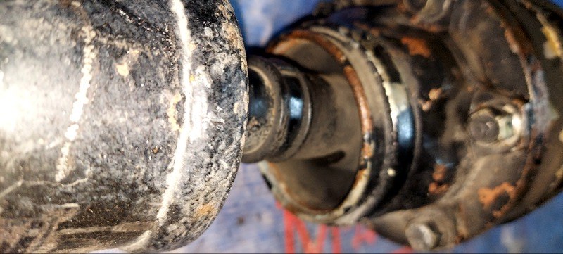 Карданный вал задний PAJERO 1995 V26W 4M40-T