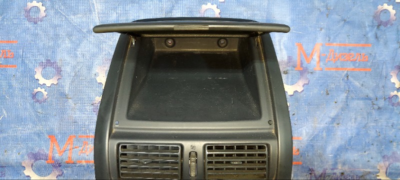 Рамка магнитофона IPSUM 1997 SXM10 3S-FE