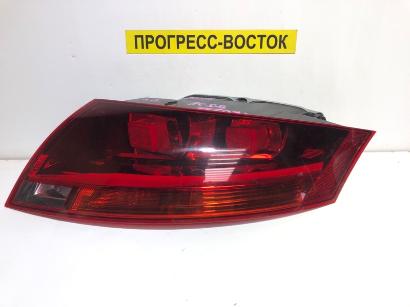 Запчасть стоп правый Audi TT 8J 8J0945096G контрактная Стоп правый Audi TT 8J 8J0945096G контрактная