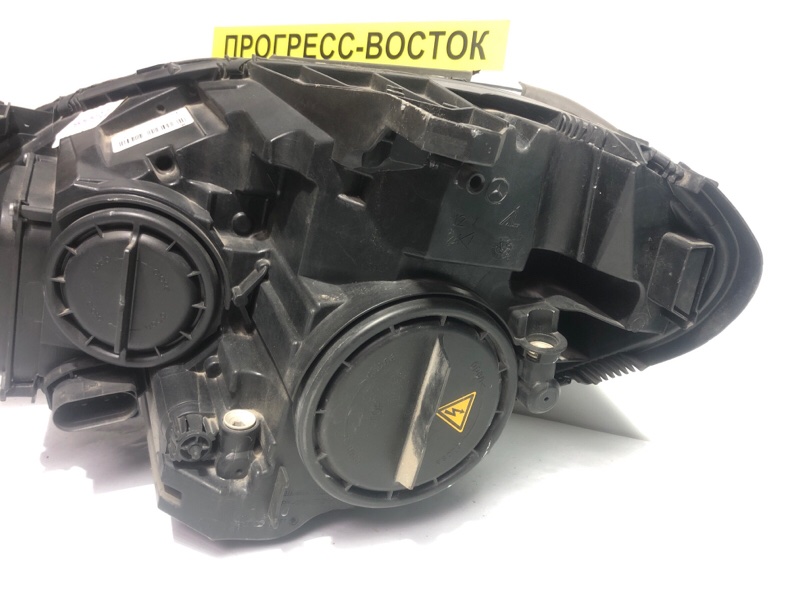 Фара правая B-Class W246 Фара правая B-Class W246