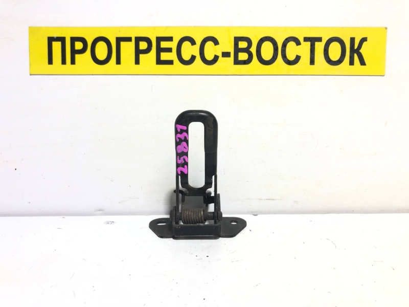Запчасть крюк замка капота Lexus IS250 GSE20 53550-53010 контрактная Крюк замка капота Lexus IS250 GSE20 53550-53010 контрактная