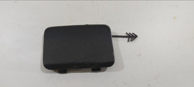 Заглушка буксировочного крюка задняя левая Audi Q3 2011-2014 8U 8U0807441 Б/У