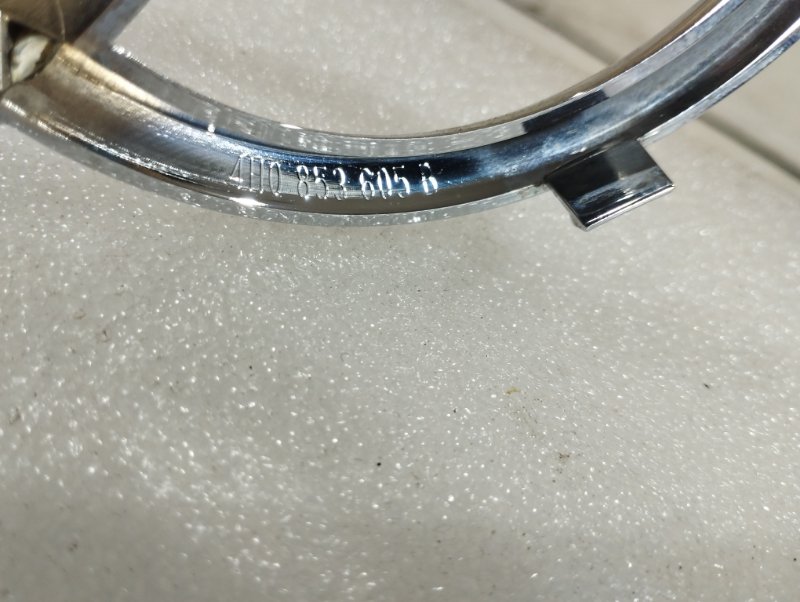 Эмблема передняя Audi Q3 8U 4H0853605B Б/У