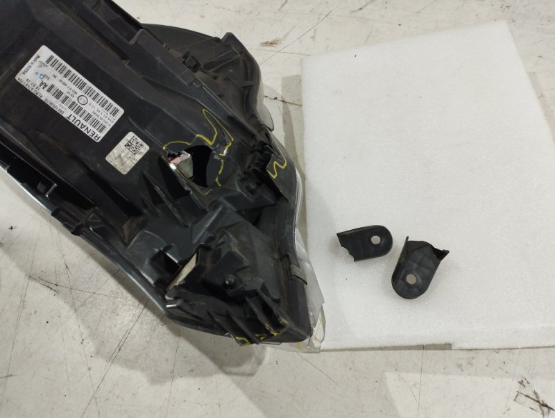 Фара светодиодная правая Arkana