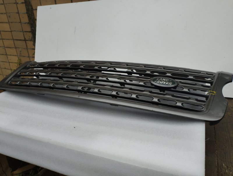 Решетка радиатора Range Rover Vogue 2012-2017 4 Решетка радиатора Range Rover Vogue 2012-2017 4