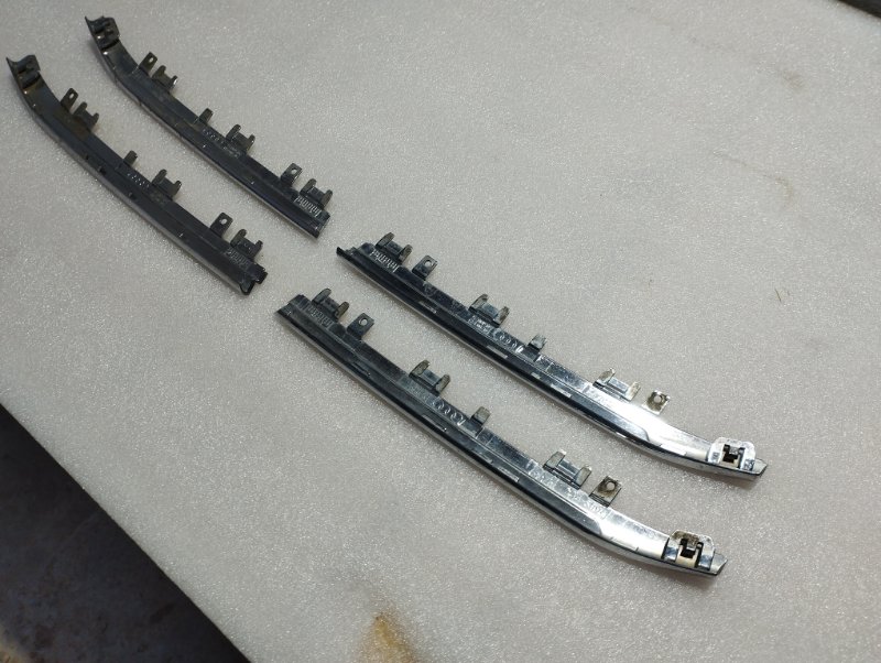 Молдинг бампера Audi