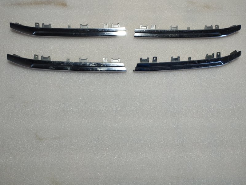 Молдинг бампера