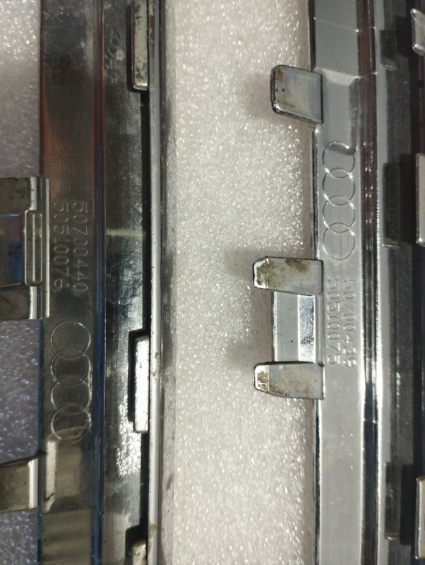 Молдинг бампера