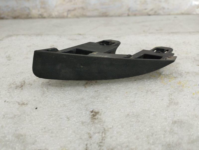 Запчасть заглушка бампера передняя левая Nissan Teana J32 62279JN20A Б/У Заглушка бампера передняя левая Nissan Teana J32 62279JN20A Б/У