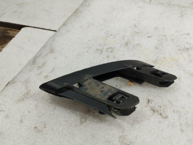 Заглушка бампера передняя левая Teana J32 Заглушка бампера передняя левая Teana J32