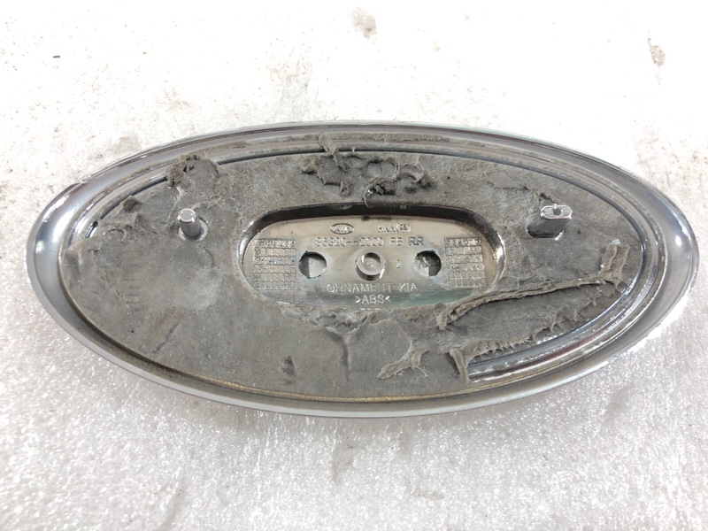 Эмблема передняя Rio 2017-н.в. 4