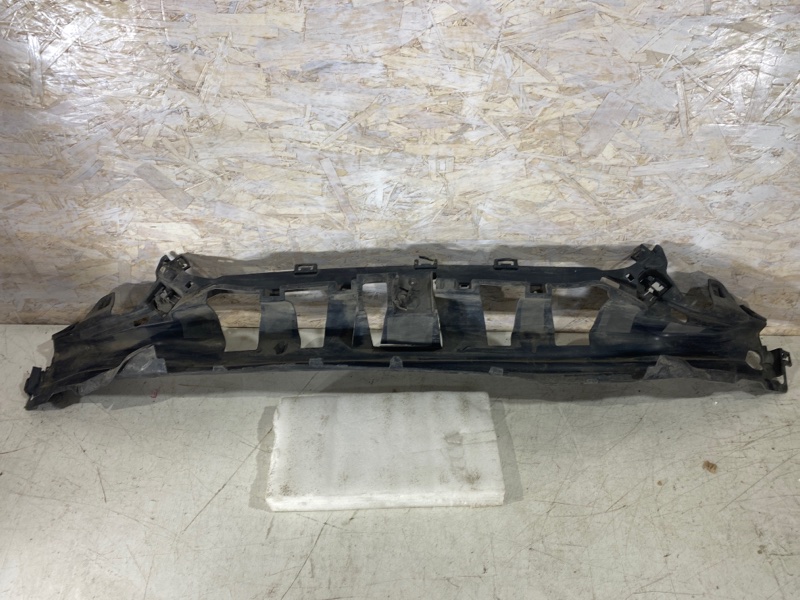 Кронштейн бампера передний Volvo V40 31290948 Б/У