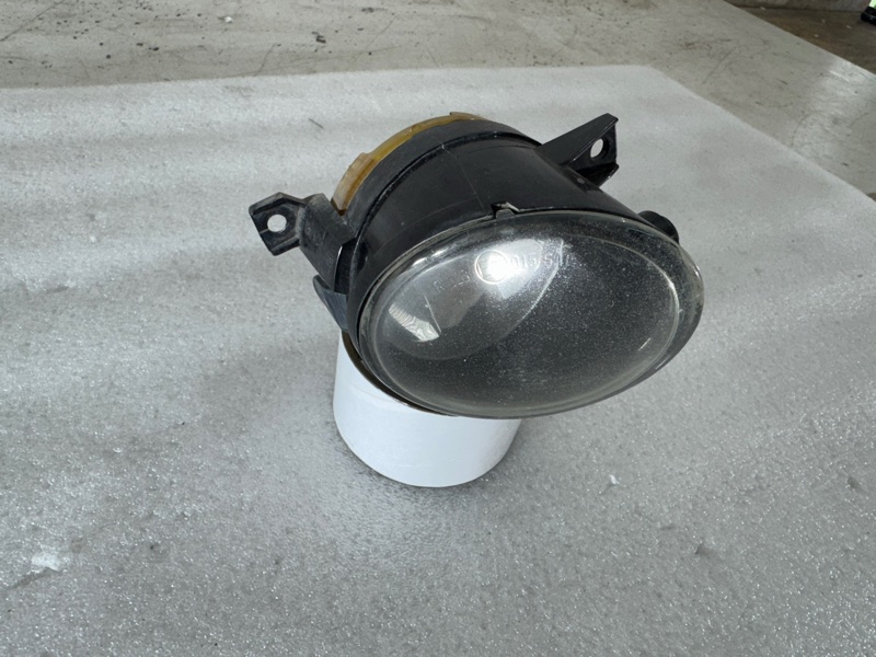 ПТФ передний правый Jetta 2005-2010 5