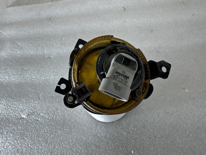 ПТФ передний правый Jetta 2005-2010 5