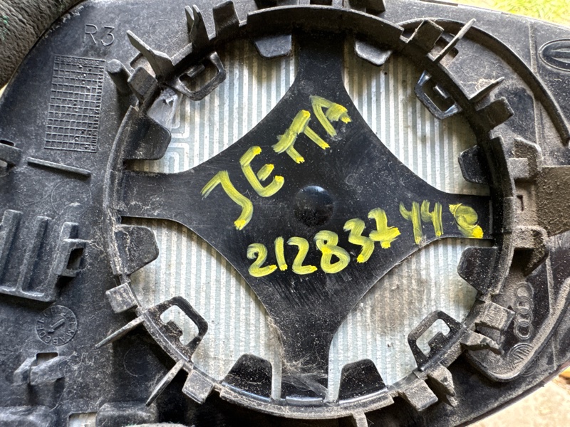 Зеркальный элемент правый Jetta 2005-2010 5