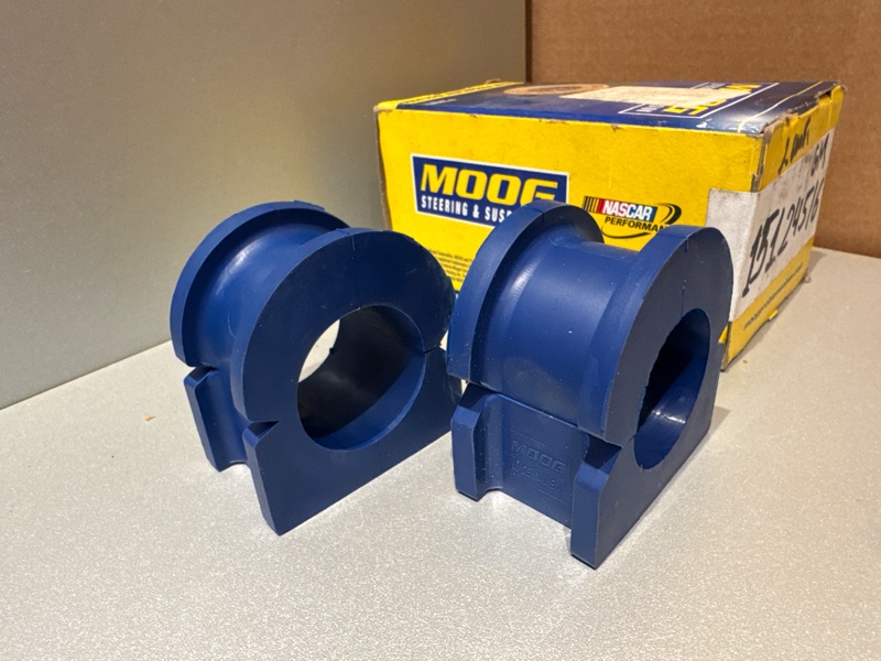 Втулка стабилизатора передняя Cadillac Escalade 2014-2021 4 K200222 новая