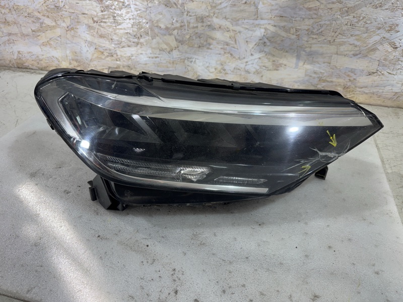 Фара светодиодная правая Volkswagen Polo 2022 6 6N5941006A Б/У