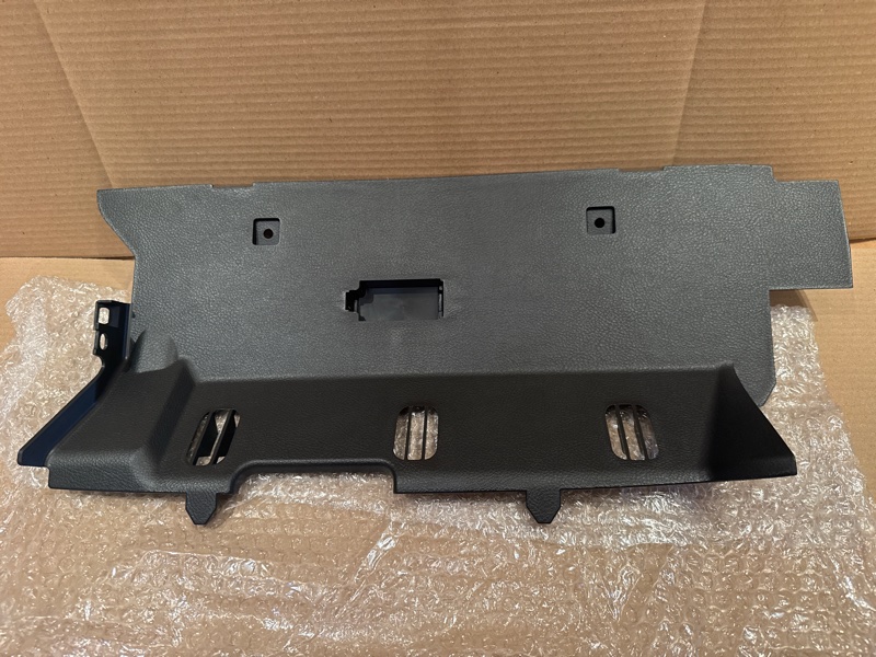 Накладка на торпедо Land Rover Range Rover 2002–2012 L322 FBS500560PUY новая