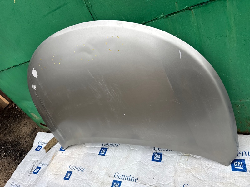 Капот Toyota Avensis T270