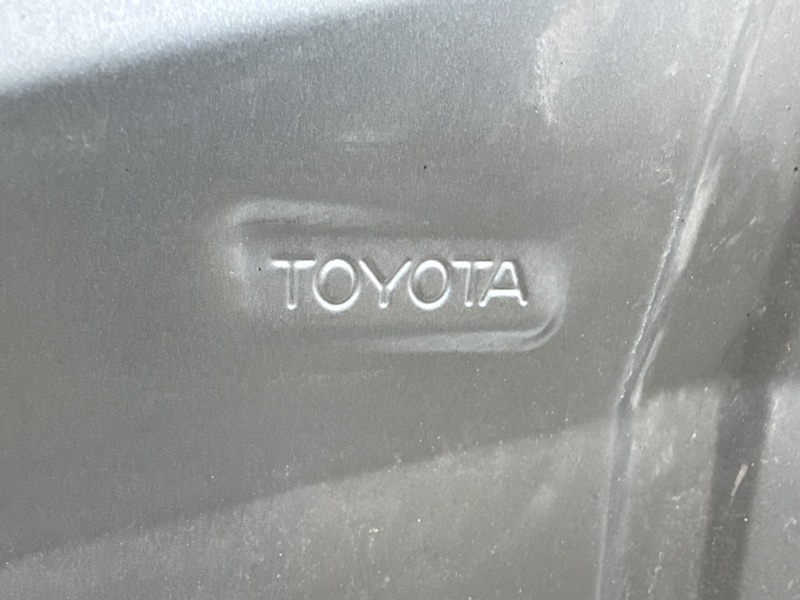 Капот Avensis 2008–2018 T270