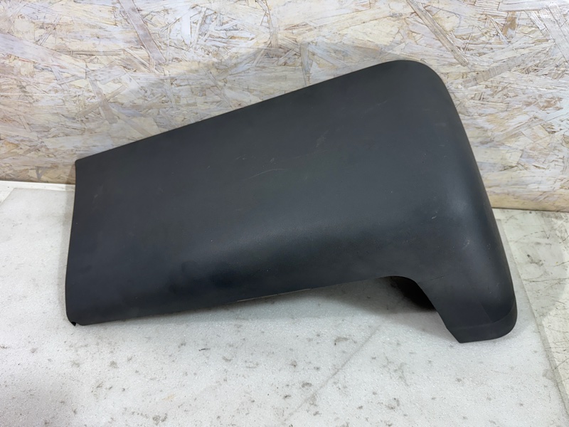 Бампер задний левый Ford Transit 2006-2013 TT9 1370950 новая