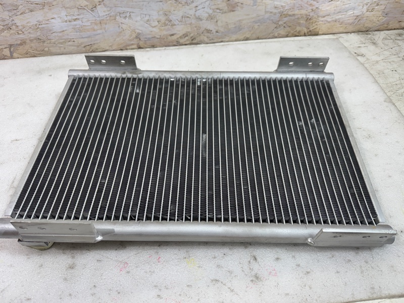 Радиатор кондиционера F2000