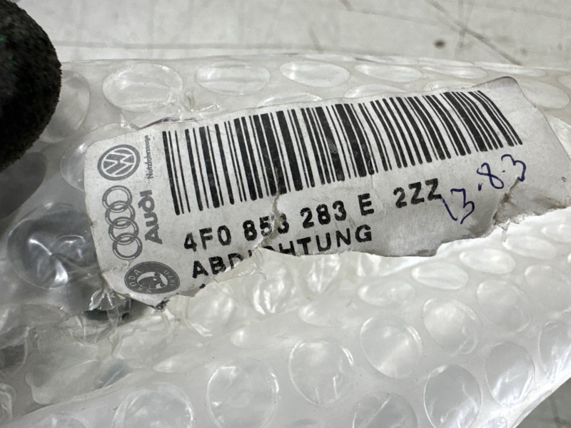 Молдинг двери передний левый A6 2004–2010 C6 Молдинг двери передний левый A6 2004–2010 C6