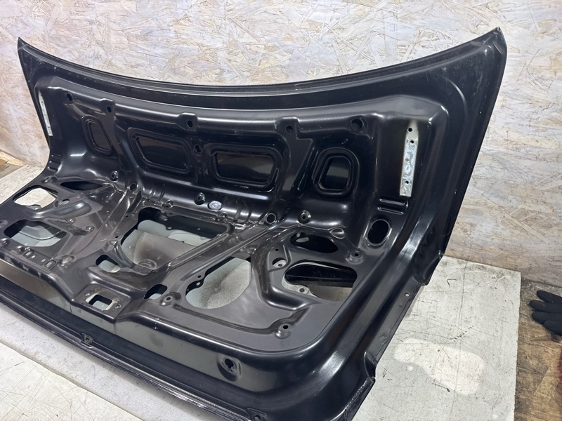 Крышка багажника Rio 2011-2017 3 Крышка багажника Rio 2011-2017 3