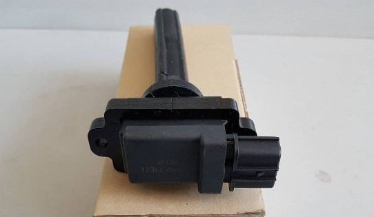 Катушка зажигания Suzuki Denso 3341077E20 H20A 33410-77E20 новая