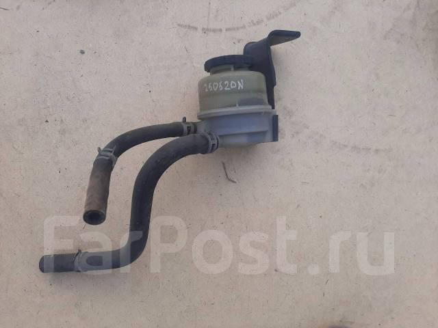 Бачок гидроусилителя руля Toyota Town Ace Lite Ace Noah SR50 3S 4436028110 Б/У