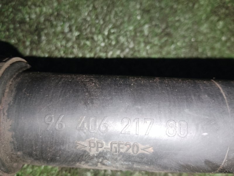 Патрубок системы охлаждения c3 2005 Хетчбэк 1.4 i 75 (TU3JP)