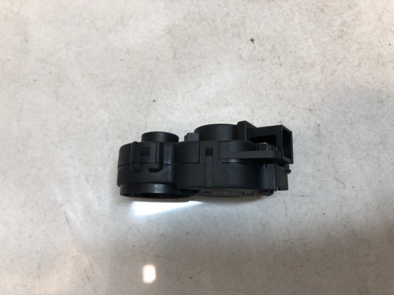 Сервопривод заслонок печки C4 2012 хетчбек 1.6 i 16v 110 (TU5JP4)