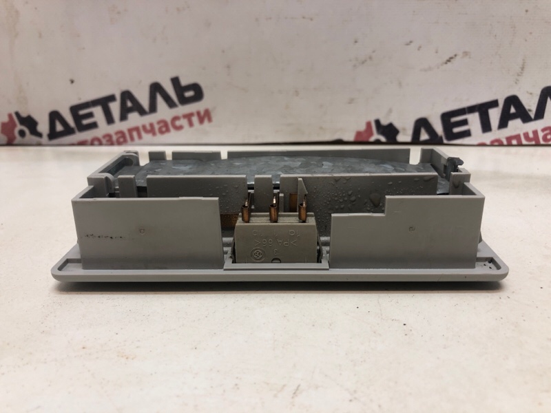 Плафон подсветки салона Ibiza 1998 Хетчбэк 1.0 AER 232750