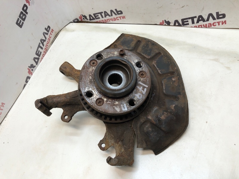 Кулак поворотный передний левый Seat Ibiza 1998 Хетчбэк 1.0 AER 232750 357407255C Б/У