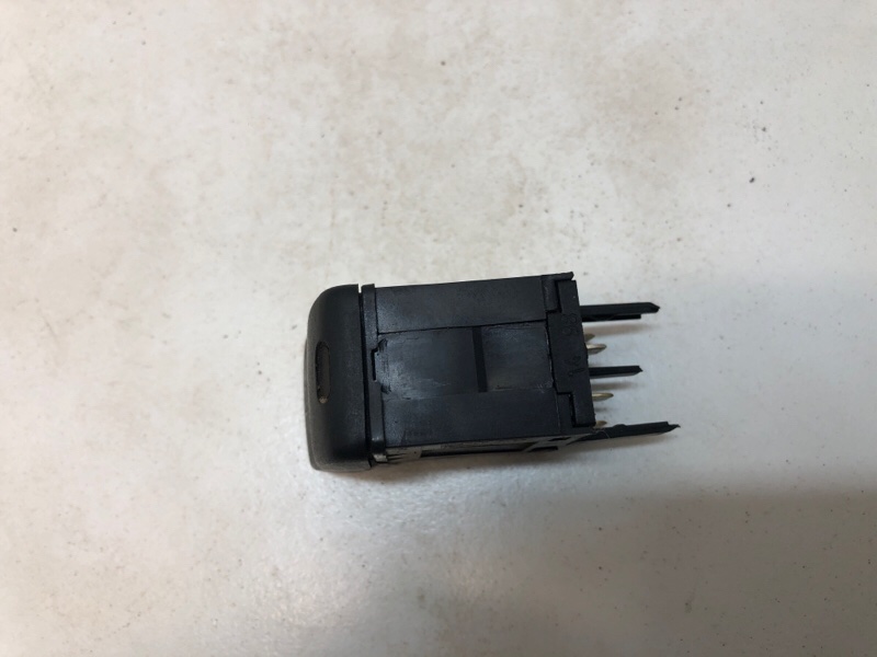 Кнопка обогрева лобового стекла Ibiza 1998 Хетчбэк 1.0 AER 232750