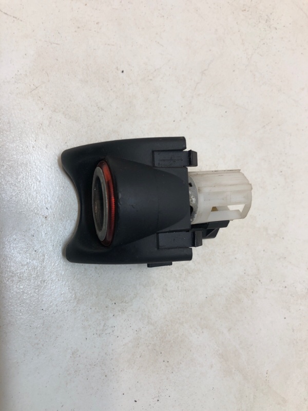 Прикуриватель Seat Ibiza 1998 Хетчбэк 1.0 AER 232750 AER Б/У