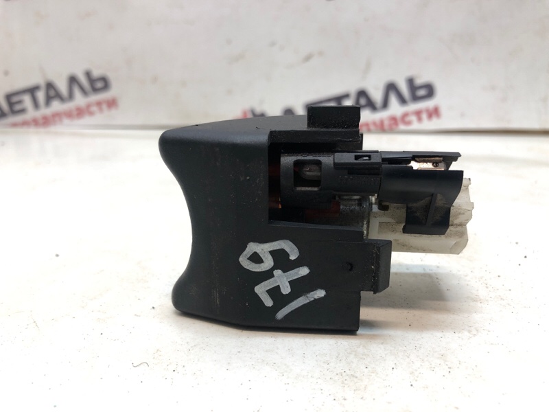 Прикуриватель Ibiza 1998 Хетчбэк 1.0 AER 232750