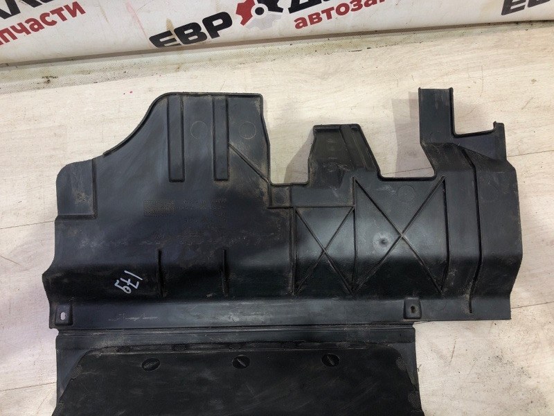 Бардачок Ibiza 1998 Хетчбэк 1.0 AER 232750