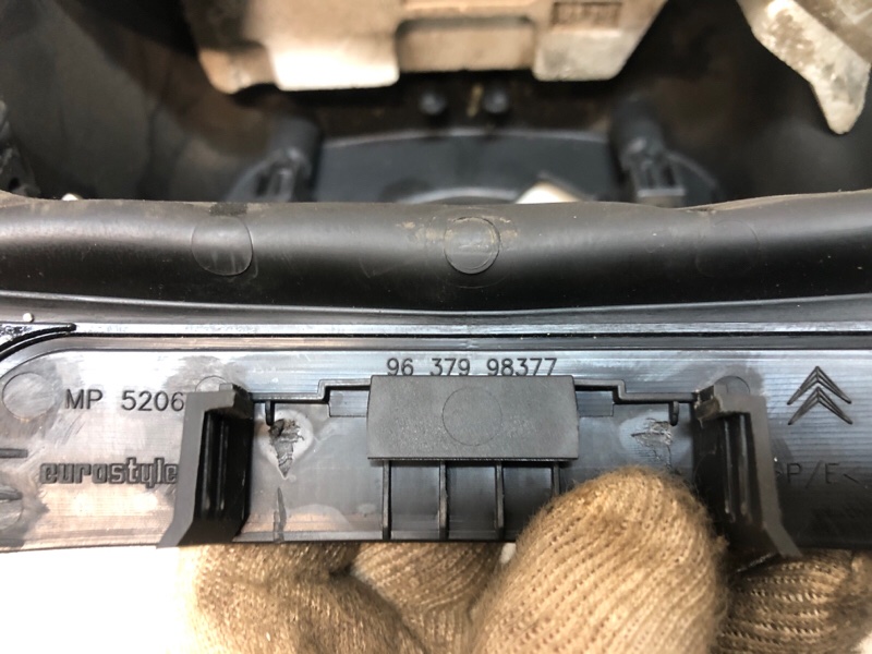 Кожух рулевой колонки c3 2002 Хетчбэк KFV