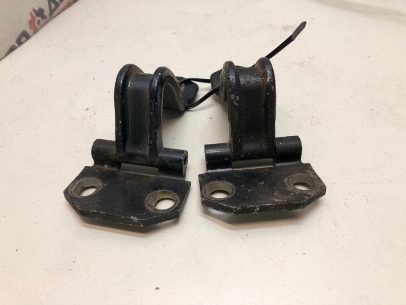 Петля двери багажника ML350 2003 внедорожник 3.7 112970