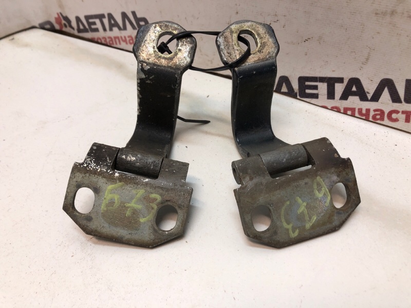 Петля двери багажника ML350 2003 внедорожник 3.7 112970