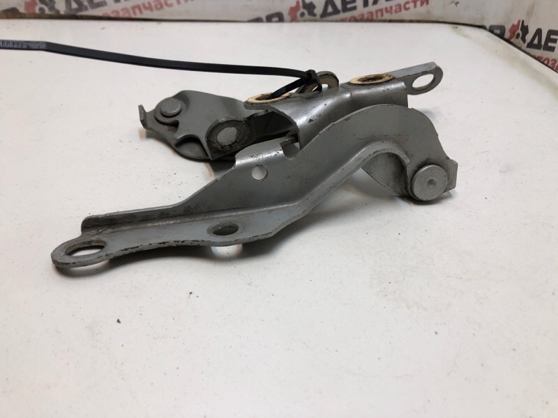 Петля капота Avensis 2004 Седан 1.8 1zzfe