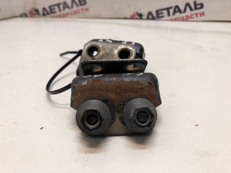 Петля двери багажника Great Wall Hover H2 внедорожник 2.4 4G64S4M Петля двери багажника Great Wall Hover H2 внедорожник 2.4 4G64S4M