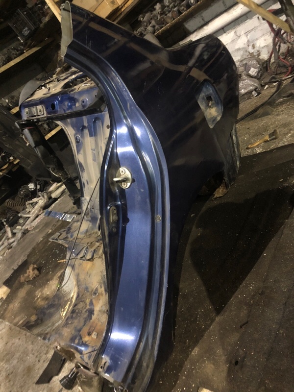 Крыло переднее левое Lancer 9 2004 1.3 4G13