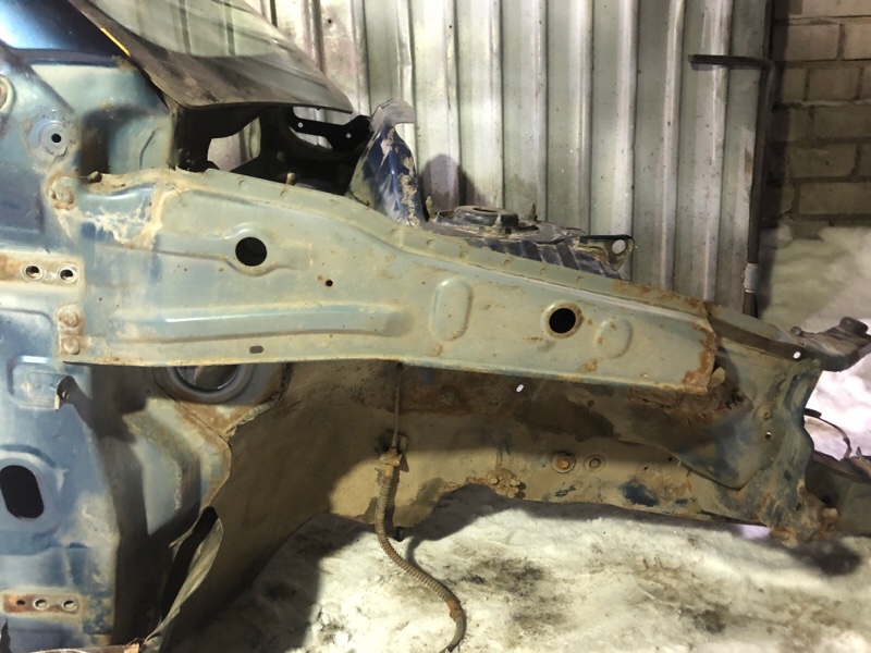 Лонжерон передний правый Lancer 9 2004 1.3 4G13